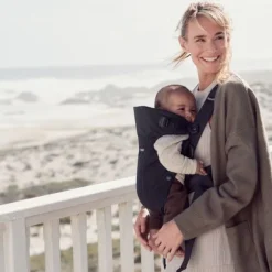 BabyBjörn Mini 3D Mesh Draagzak Donkerblauw