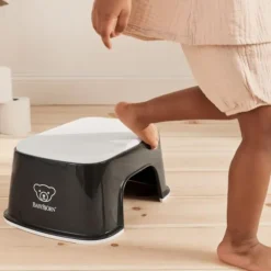 BabyBjörn Opstapkrukje Diepblauw / Wit