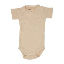 De Lodger Ciumbelle Overslagromper Cloud Dancer Mt. 62 is een praktisch rompertje voor pasgeboren baby's door de handige overslag. ✓Laagste Prijsgarantie