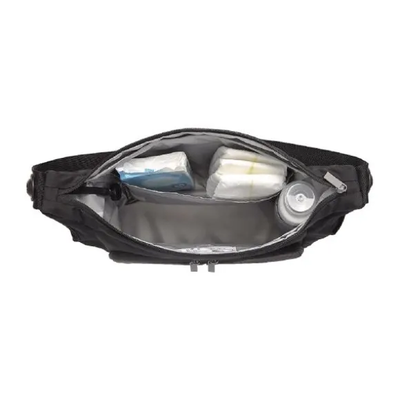 Deze Doona Essential Luiertas Nitro Black is een praktische tas waar je goed mee voor de dag kunt komen. ✓Laagste Prijsgarantie