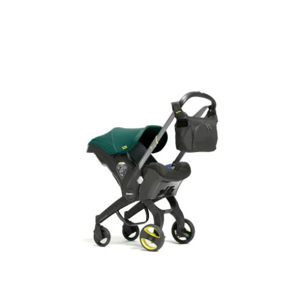 Deze Doona Essential Luiertas Nitro Black is een praktische tas waar je goed mee voor de dag kunt komen. ✓Laagste Prijsgarantie