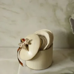 Doing Goods Queen Bee Circusdoosje – Groot – Crème