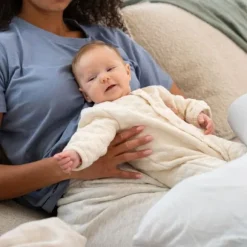 Doomoo Voedingskussen Maxxy - Flowers Sand