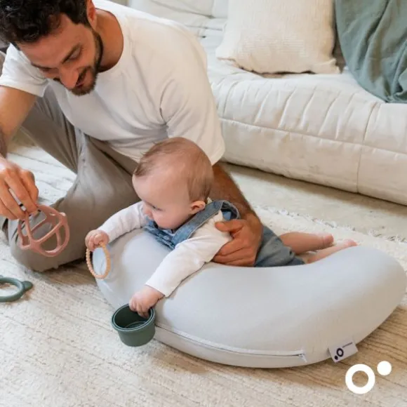 Doomoo Voedingskussen Twisty 2-in-1 - Petals Latte