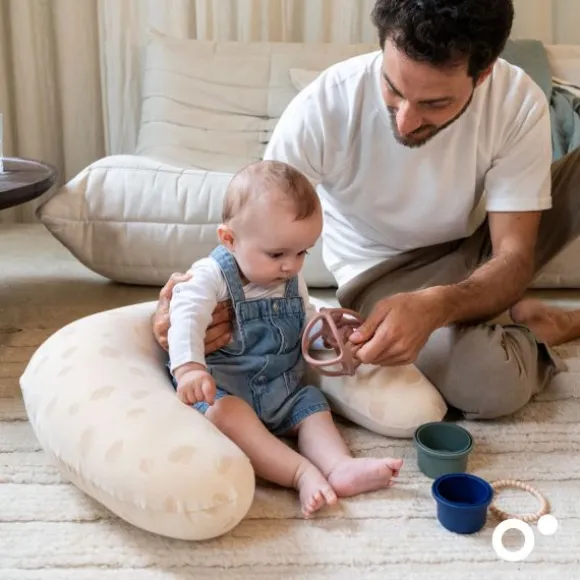 Doomoo Voedingskussen Twisty 2-in-1 - Petals Latte