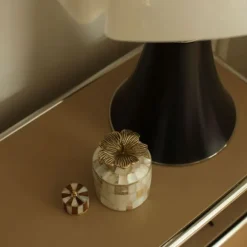 Hailey Hibiscus Circusdoosje – Groot – Parelmoer & Messing