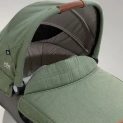 Joie Calmi Auto Reiswieg Carbon