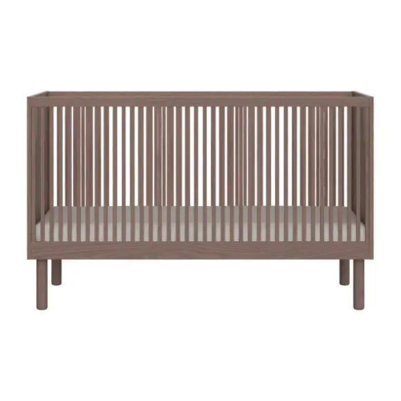 Kidsmill Dai Babykamer Walnoot | Ledikant 120 x 60 cm + Commode
