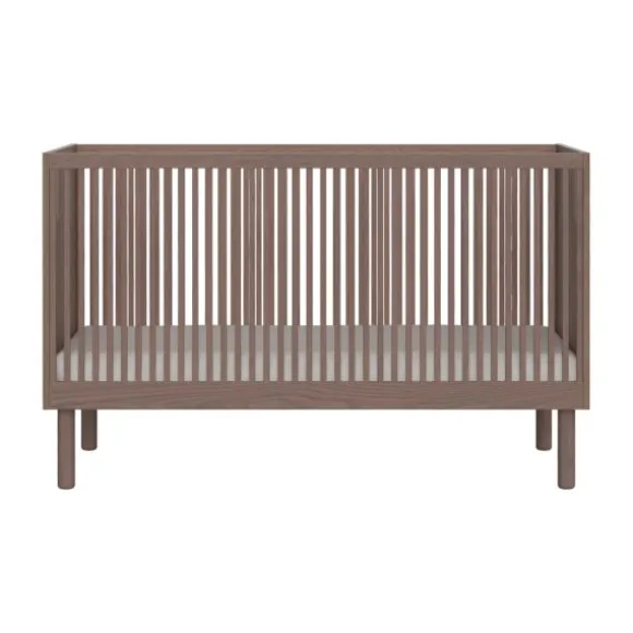 Kidsmill Dai Babykamer Walnoot | Ledikant 120 x 60 cm + Commode