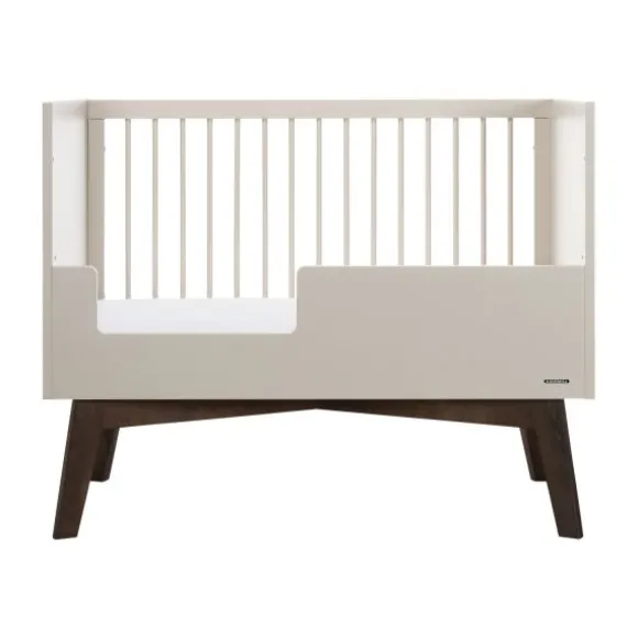 Kidsmill Sixties Babybed Oatmeal / Walnoot 60 x 120 cm