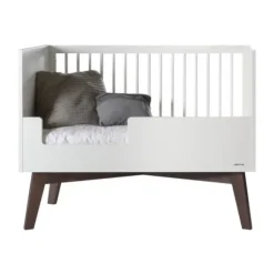 Kidsmill Sixties Babybed Wit Mat / Walnoot 60 x 120 cm