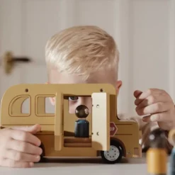 Little Dutch Schoolbus Met Poppetjes