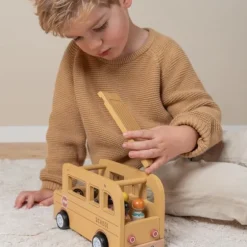 Little Dutch Schoolbus Met Poppetjes