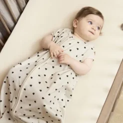 Meyco Baby Sweet Heart Zomerslaapzak - 110 cm - Soft Sand/Black