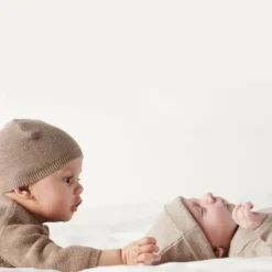 Noppies Nevel Rib Mutsje Cafe Au Lait Melange Prematuur