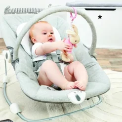 Pieter Konijn Flopsy Rammelaar - Met Ring - 18,5 cm