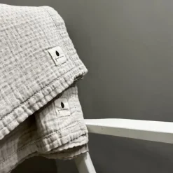 Pine Cone Björk Wikkeldoek - 120 x 120 cm - Blue Blossom