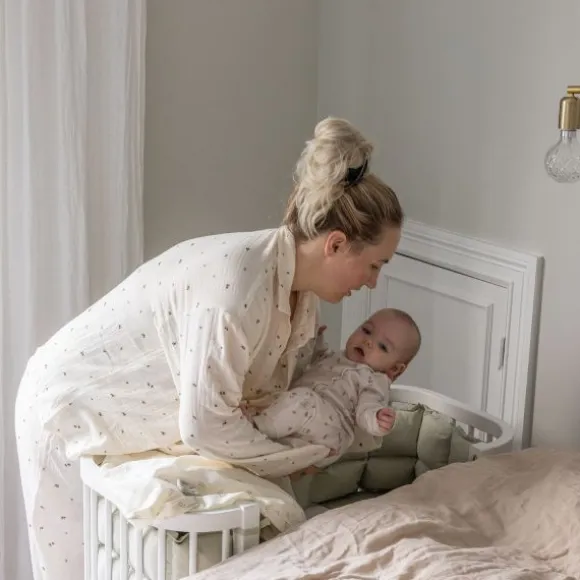 Sebra Bedside Crib – Wooden Edition